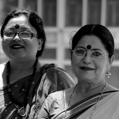 মায়ের সঙ্গে সঙ্গীতা ইমাম। ছবি: সংগৃহীত