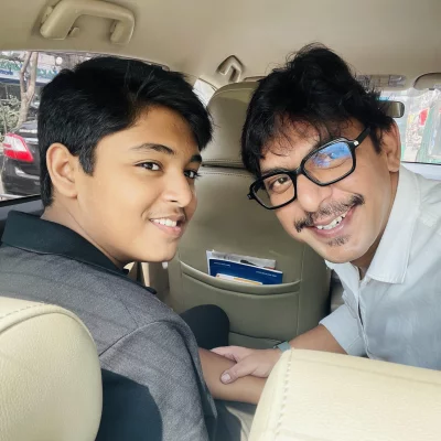 সন্তান শুদ্ধ ও চঞ্চল। ছবি ফেসবুক থেকে নেওয়া