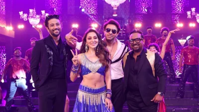 লাগে উড়াধুরা গানের দৃশ্যে প্রীতম, মিমি, শাকিব ও রাফী। ছবি: সংগৃহীত