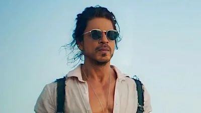 পাঠান সিনেমার দৃশ্যে শাহরুখ। ছবি: সংগৃহীত