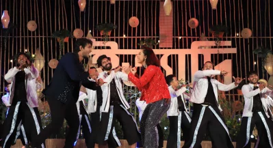 অন্য একটি দৃশ্যে তৌসিফ-বুবলী। ছবি: ফাগুন অডিও ভিশন