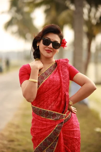 রুনা লায়লা হিসেবে এসেছেন জয়া আহসান। ছবি: হইচই