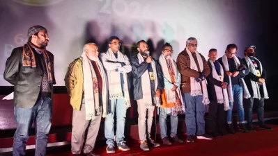 উদ্বোধনী পর্বে কথা বলছেন অতিথিরা। ছবি: বিআইএফএফ