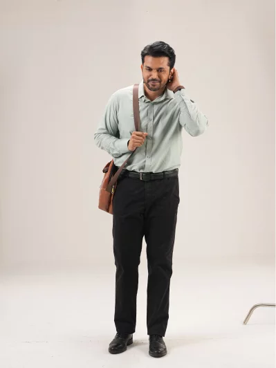 হ্যাপিলি ম্যারিড লুকে আরিফিন শুভ। ছবি: চরকি