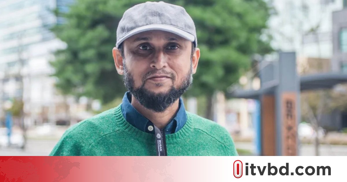 ইলেকশনের ট্রেনে উঠে গেল বাংলাদেশ: ফারুকী