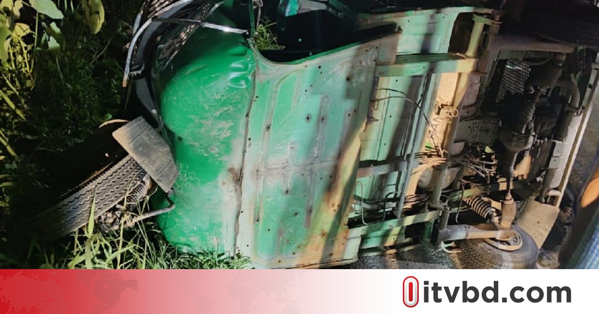 গাড়িতে গ্যাস নিয়ে বাড়ি ফেরা হলো না সিএনজি অটোরিকশাচালকের