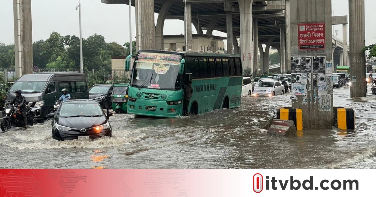 ৬ বিভাগে ভারী বৃষ্টির আভাস, পাহাড় ধসের শঙ্কা