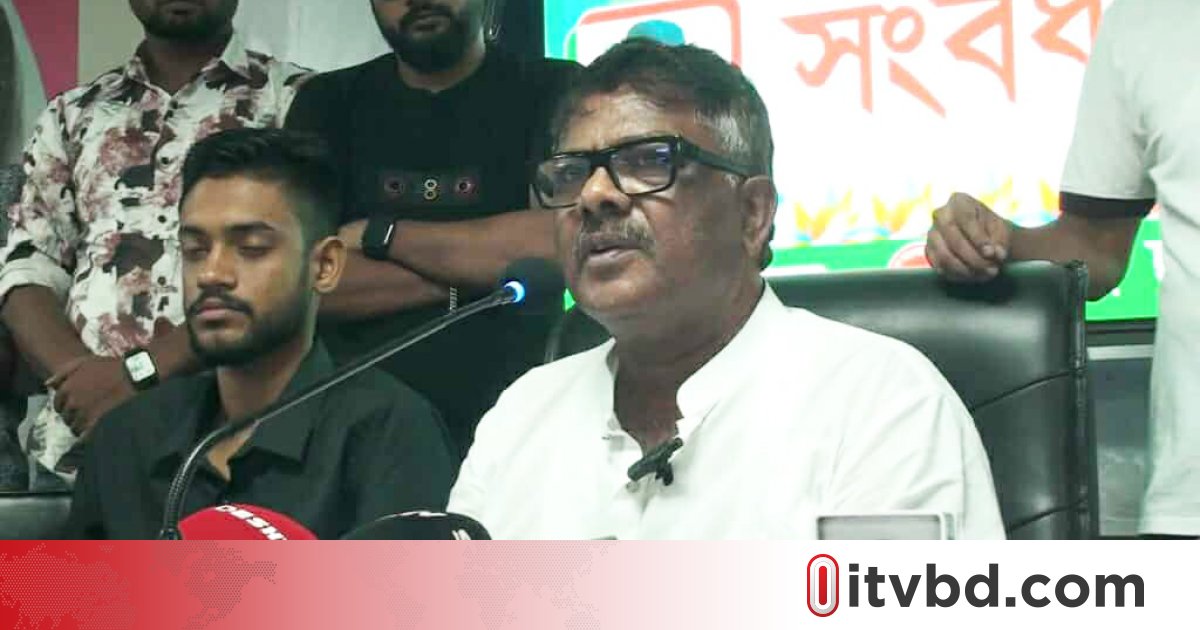 আমরা চাই বই-খাতা নিয়ে ছাত্রসমাজ দেশ গঠনে ভূমিকা রাখবে: দুলু
