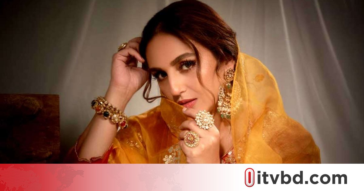 বাগদান সারলেন ‘গ্যাংস অব ওয়াসিপুর’ অভিনেত্রী হুমা, পাত্র কে?