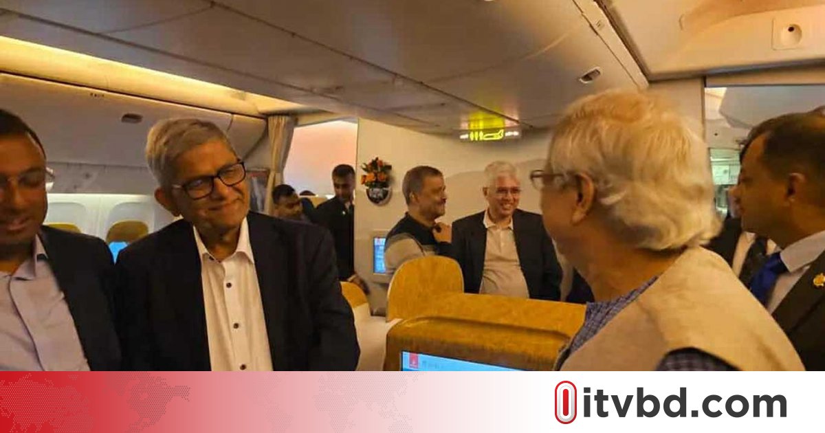 প্রধান উপদেষ্টার সঙ্গে নিউইয়র্ক সফরে গেলেন যেসব রাজনৈতিক নেতা