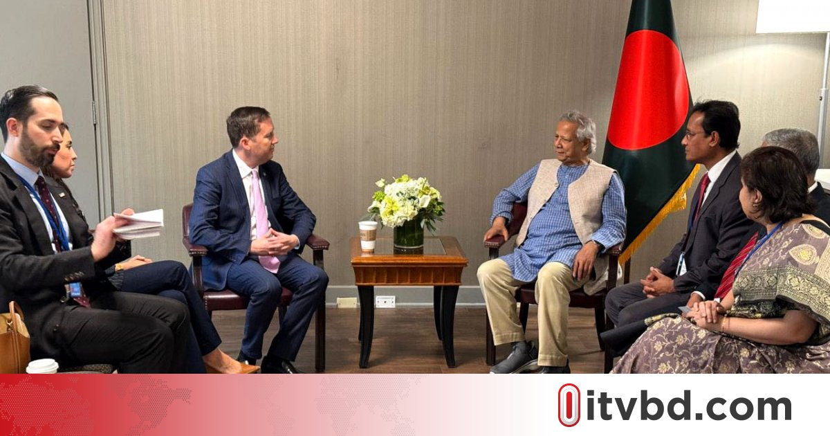ফেব্রুয়ারিতে অবাধ, সুষ্ঠু ও শান্তিপূর্ণ নির্বাচনের জন্য প্রস্তুত বাংলাদেশ: নিউইয়র্কে প্রধান উপদেষ্টা