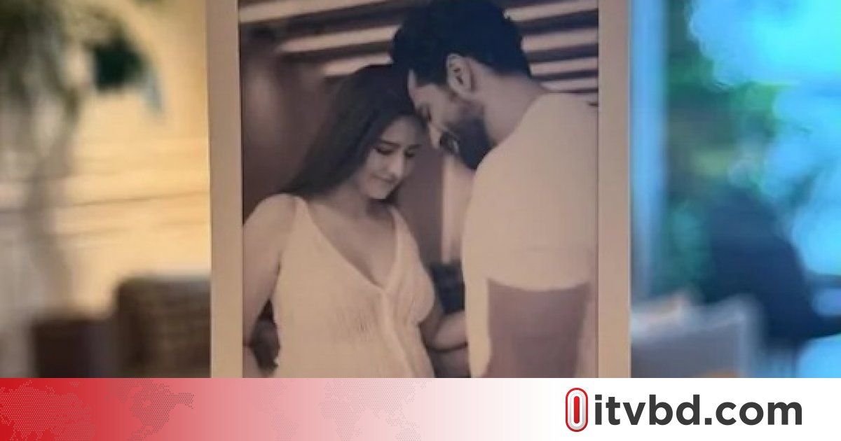 এবার সন্তান আগমনের সুখবর দিলেন ভিকি-ক্যাটরিনা