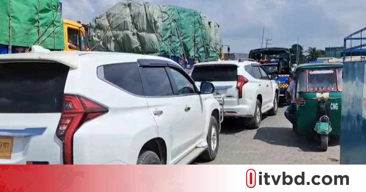 ঢাকা-সিলেট সড়ক পরিদর্শনে গিয়ে বিপাকে উপদেষ্টা, ২ ঘণ্টায় গাড়ি এগিয়েছে ৩৫ মিটার