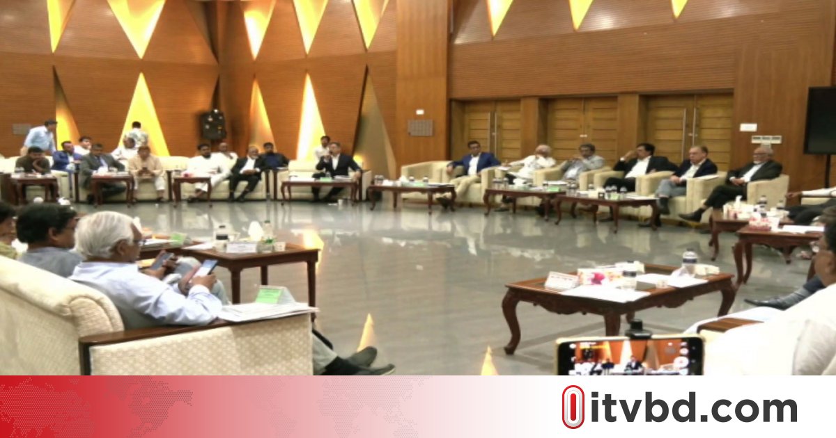 চূড়ান্ত হয়নি জুলাই সনদ বাস্তবায়ন প্রক্রিয়ার সিদ্ধান্ত, বিশেষজ্ঞ পরামর্শে সুপারিশের প্রস্তাব