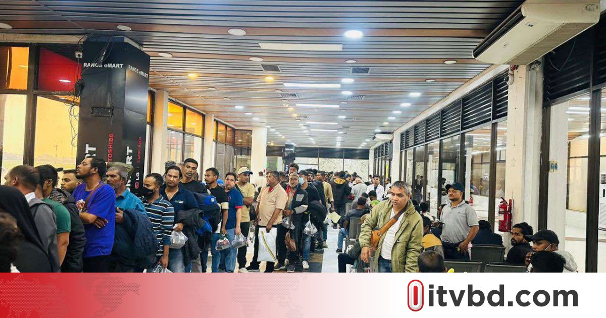 লিবিয়া থেকে ফিরলেন আরও ৩০৯ বাংলাদেশি