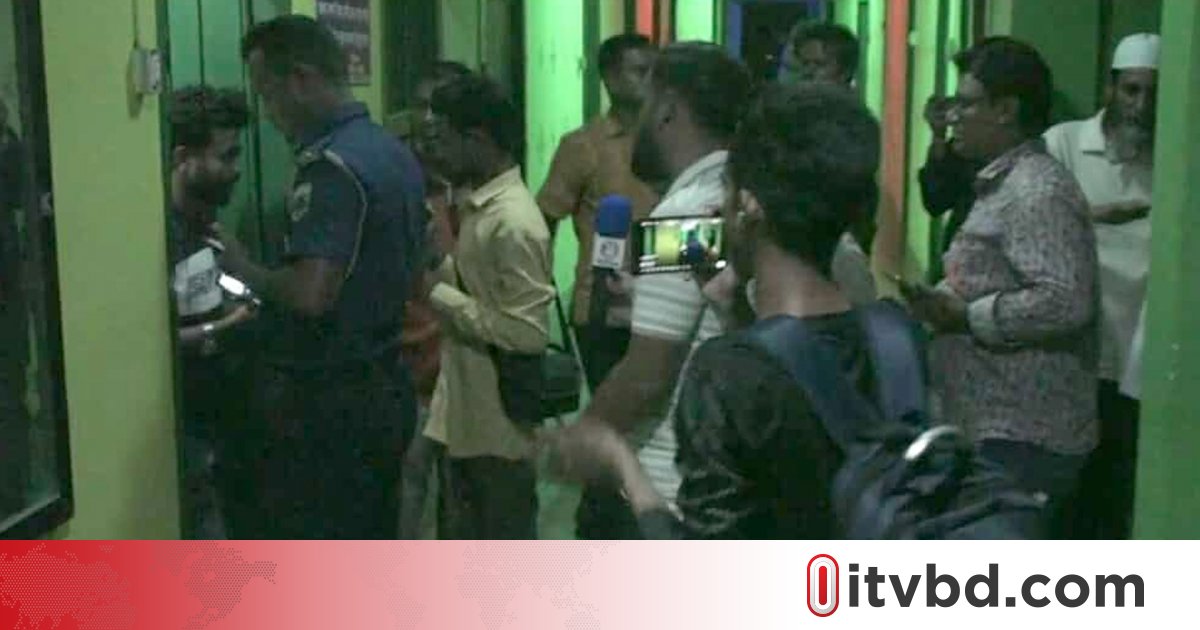 নাটোরে আবাসিক হোটেল থেকে ব্যবসায়ীর মরদেহ উদ্ধার