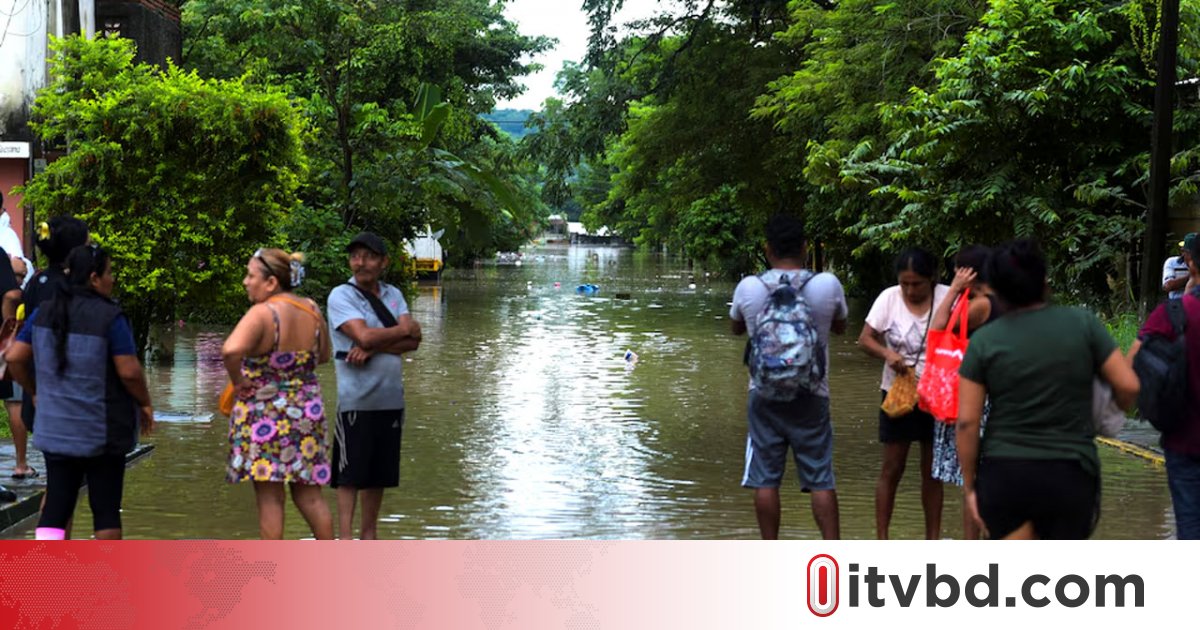প্রবল বৃষ্টিপাতে বন্যা ও ভূমিধসে মেক্সিকোতে ৪৪ জনের প্রাণহানি