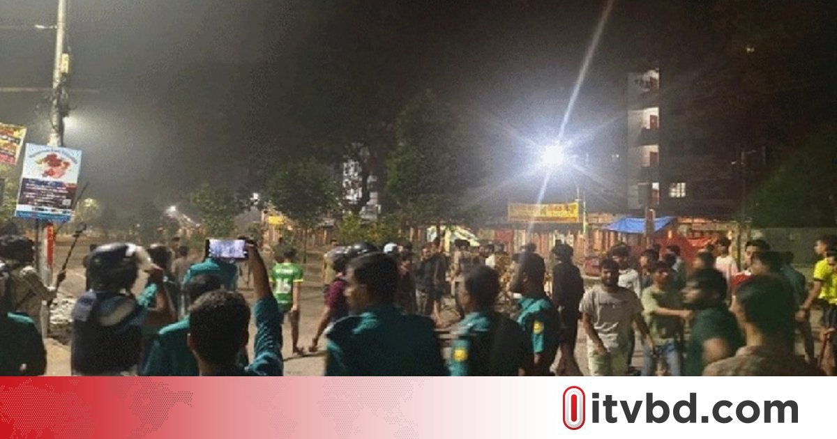 ঢাকা কলেজ-ঢাবি শিক্ষার্থীদের মধ্যে পাল্টাপাল্টি ধাওয়া, সাংবাদিকসহ আহত কয়েকজন