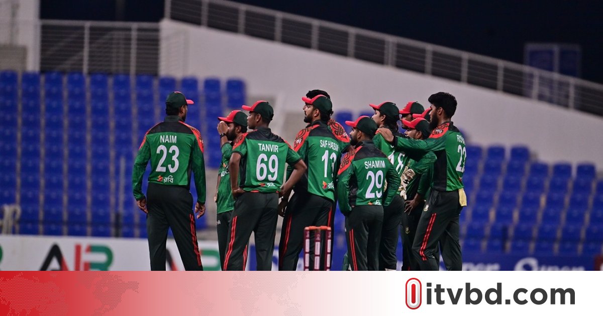 লজ্জার রেকর্ড গড়ে দেশে ফিরছেন মিরাজ-শান্তরা