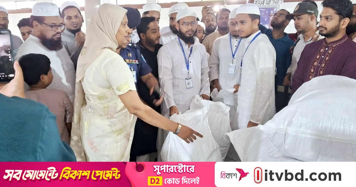 পাগলা মসজিদের ১৩ দানবাক্সে মিলেছে ৩২ বস্তা টাকা, চলছে গণনা