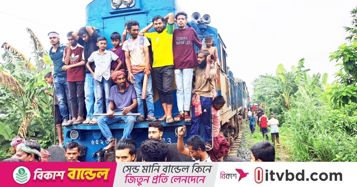 ভাঙ্গায় সাড়ে ১১ ঘণ্টা পর সড়ক ছাড়ল অবরোধকারীরা, কর্মসূচি অব্যাহত