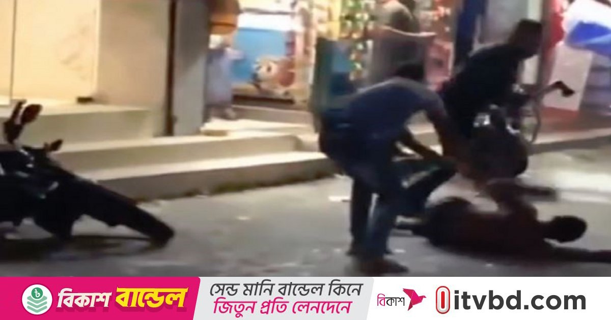শিবচরে হত্যা মামলার আসামিকে প্রকাশ্যে কুপিয়ে হত্যা