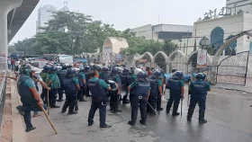 বায়তুল মোকাররমে শোক দিবসের মিলাদে জামায়াতের বাধা&nbsp;