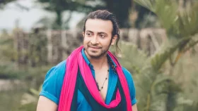 চুক্তির পুরো টাকা নিয়েও শাকিবের দাবি আরও ৬০ লাখ!