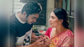 পূজায় আসছেন জয়-অপু