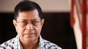 শহীদ মিনারে শেষ শ্রদ্ধা, আজিমপুরে দাফন