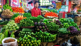 রোজায় সরবরাহ পর্যাপ্ত, তবুও পণ্যের দাম বাড়তি&nbsp;