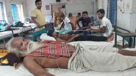 কবি রাধাপদ রায়ের ওপর হামলার ঘটনায় মামলা