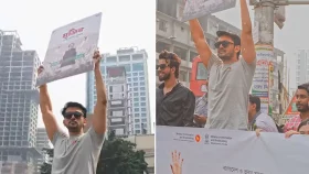 &lsquo;মুজিব&rsquo; প্ল্যাকার্ড হাতে রাস্তায় শুভ
