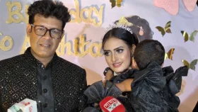 মেয়ের জন্মদিনে নায়িকা বললেন, ১৫ বছর আগে বিয়ে করেছি