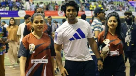 মাঝরাতে আবারও বন্ধ হয়ে গেল সেলিব্রেটি ক্রিকেট লিগ