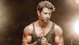 প্রেমিকা নাকি সিনেমার জন্য হৃতিকের এই বদল?