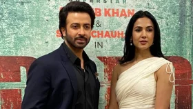 সামনে এলো শাকিব-সোনালের &lsquo;দরদ&rsquo; লুক