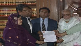 সংসদে প্রধান বিরোধী দল হিসেবে আত্মপ্রকাশ করতে চায় তৃণমূল বিএনপি