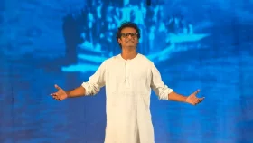 মঞ্চে আসছেন &lsquo;জীবন্ত&rsquo; মুনীর চৌধুরী