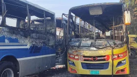 নাটোরে ফিলিং স্টেশনে রাখা ৩ বাসে আগুন দিয়েছে দুর্বৃত্তরা