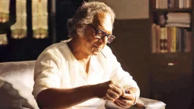 কেরালা উৎসবে চঞ্চল চৌধুরীর ছবি&nbsp;