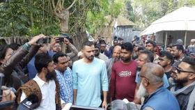 নির্বাচনী প্রচারণায় ব্যস্ত সময় পার করছেন মাশরাফি &nbsp;