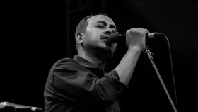 টলিউডে গাইলেন মেঘদলের শিবু
