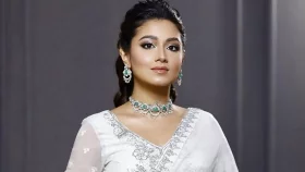 টলিউড অভিষেকেই পুরস্কৃত ফারিণ