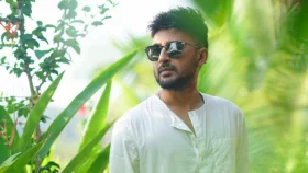 পরিচালনায় মনোজ প্রামাণিক