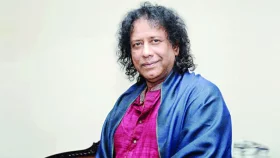 যে কারণে টানা ৮ বছর শুধু দেশের গানই গেয়েছেন বুলবুল