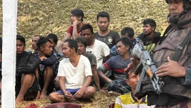 মিয়ানমার থেকে পালিয়ে এল আরও ৬৩ বিজিপি