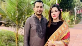 স্বামীর চিহ্নও মুছে ফেললেন মাহি
