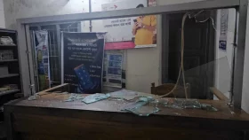 বান্দরবানে সোনালী ব্যাংকে লুট, ম্যানেজার অপহরণ