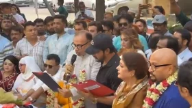 মিশার নেতৃত্বে শপথ নিলেন শিল্পীরা